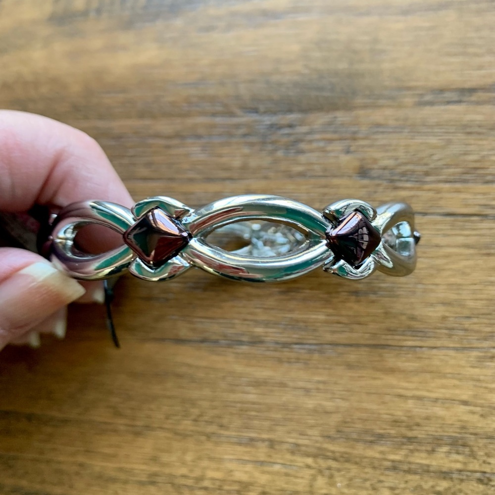 NWT Chico’s 2 Tone “Diamond” Stretch Bracelet